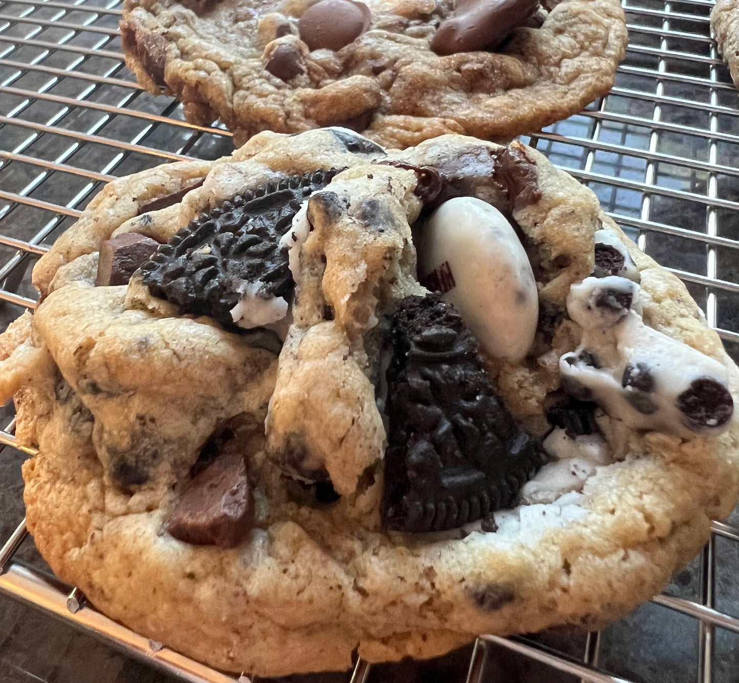 Cookies & Cream Cookie