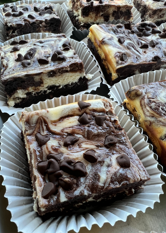 Cheesecake Brownie Bar